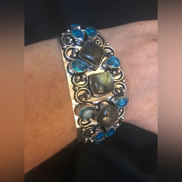Labradorite Blue Topaz 925 Sterling Silver Cuff Bracelet - Picture 4 of 5